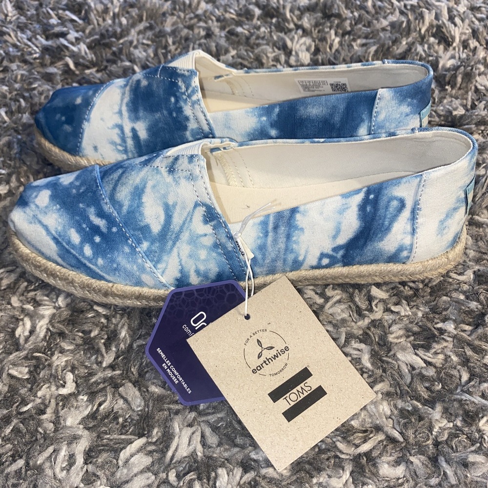 NWT Toms Womens Alpargata Cupsole Slip on, sz 7